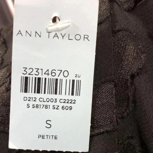 Ann Taylor Peplum Waist,lace like overlay,lined, round neck,long sleeve top - Picture 6 of 10